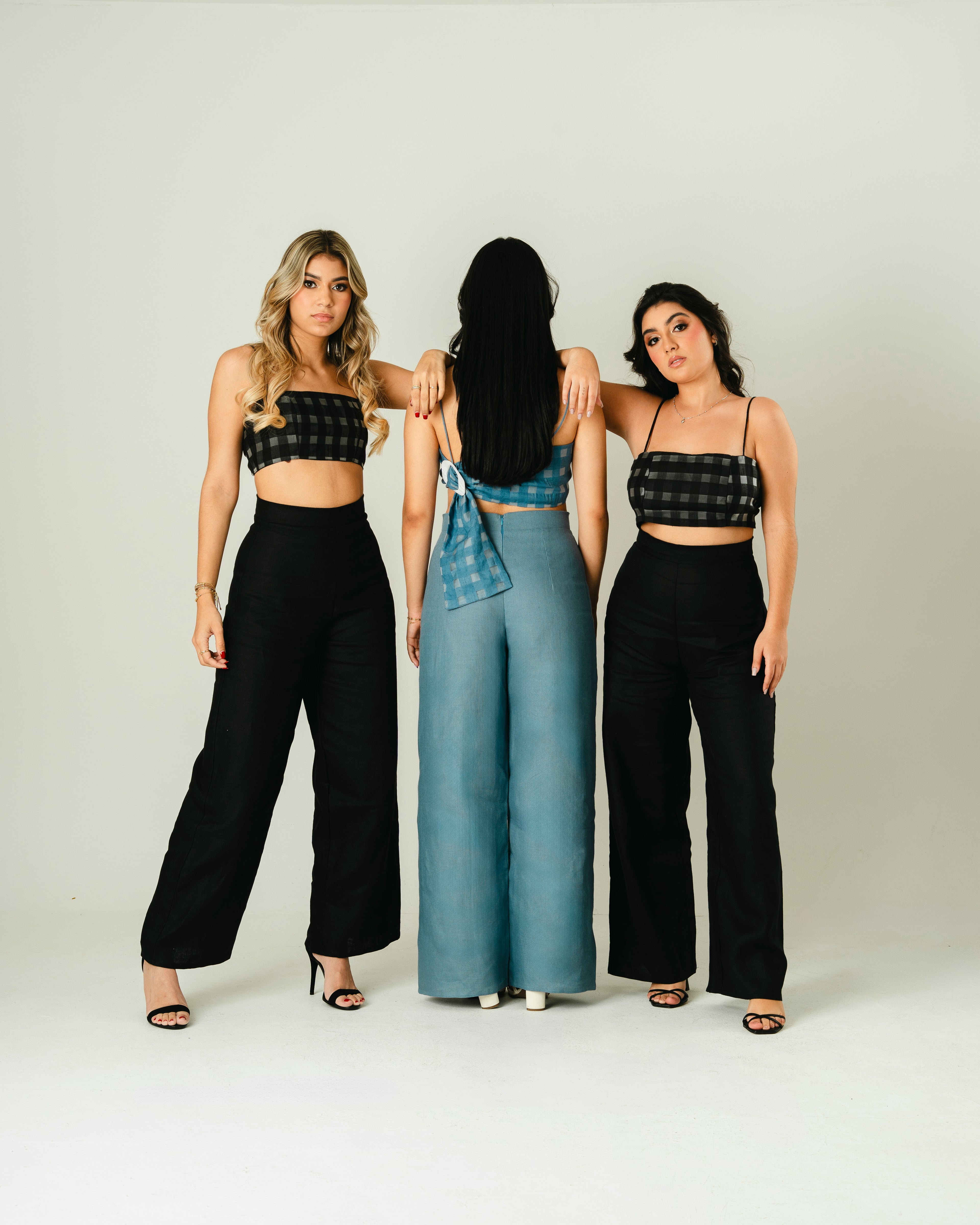 Pantalón Punta Sarviento - Negro