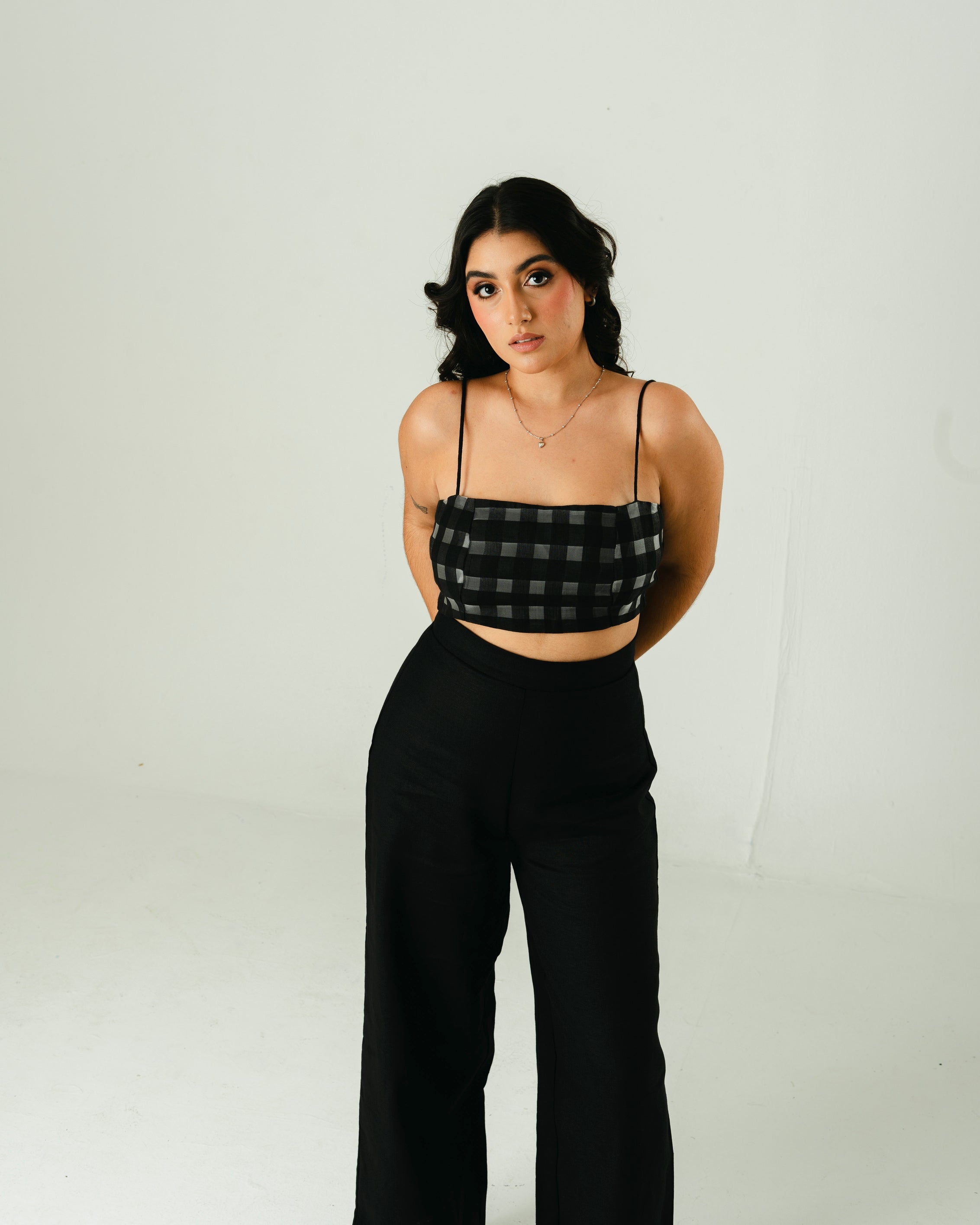 Top Punta Sarviento - Negro